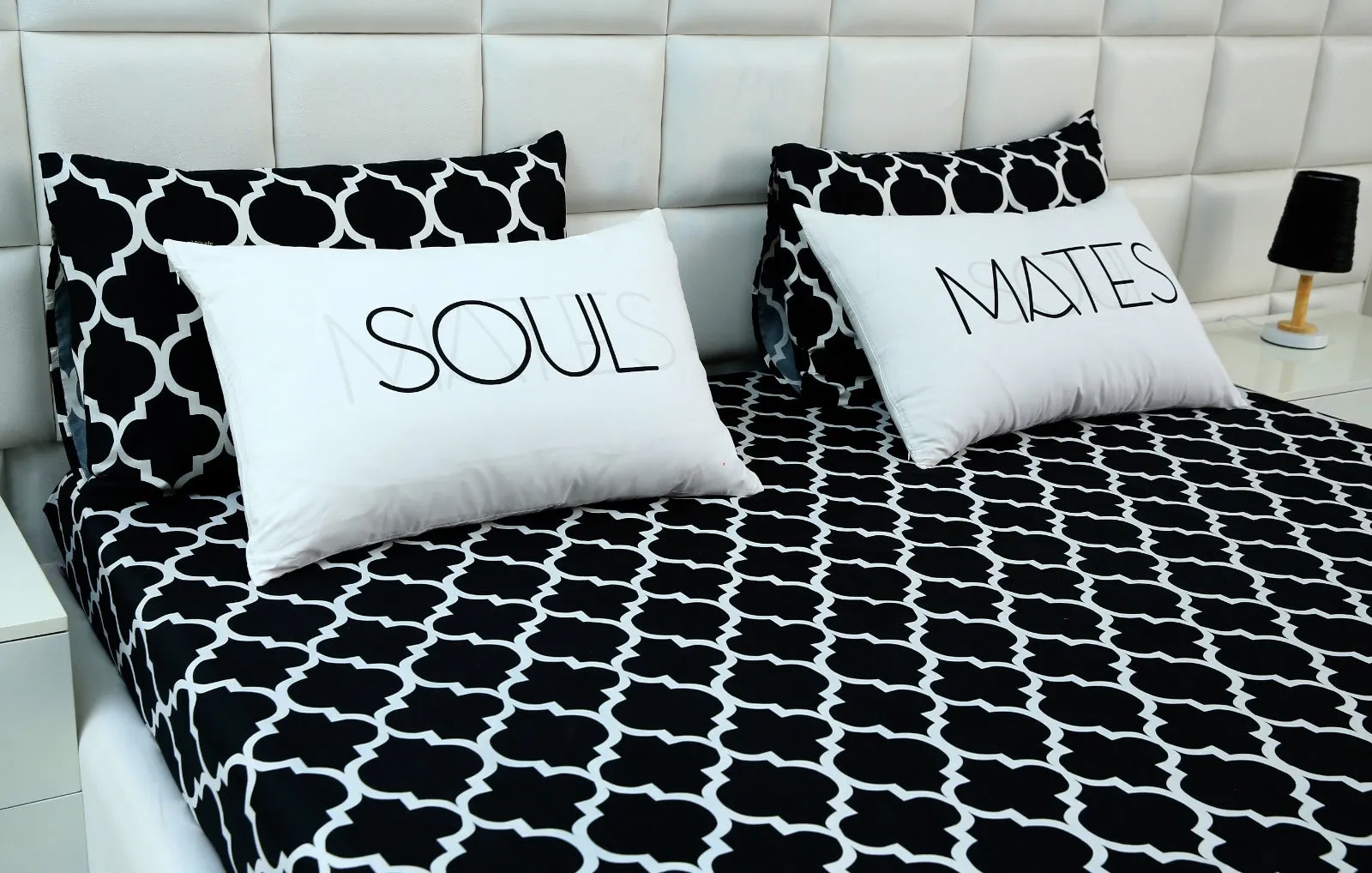 5 PCs Fitted Bed Sheet With Text Pillows-Couple Set CS06