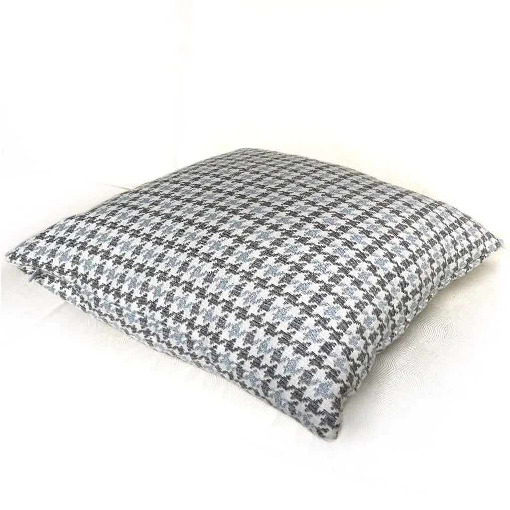 (CLEARANCE) Gray Blue Beige Houndstooth Geometric Pillow Cover