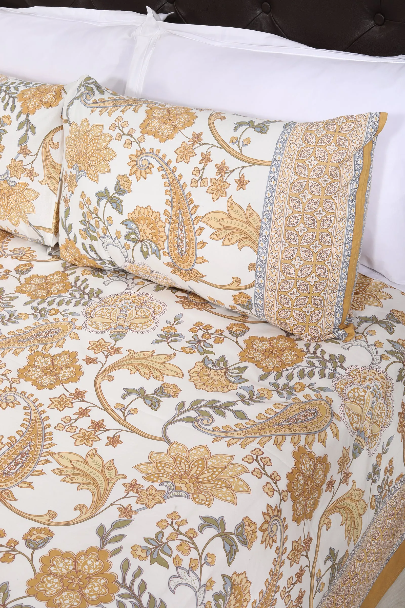 Floral Grace Cotton Bedsheet