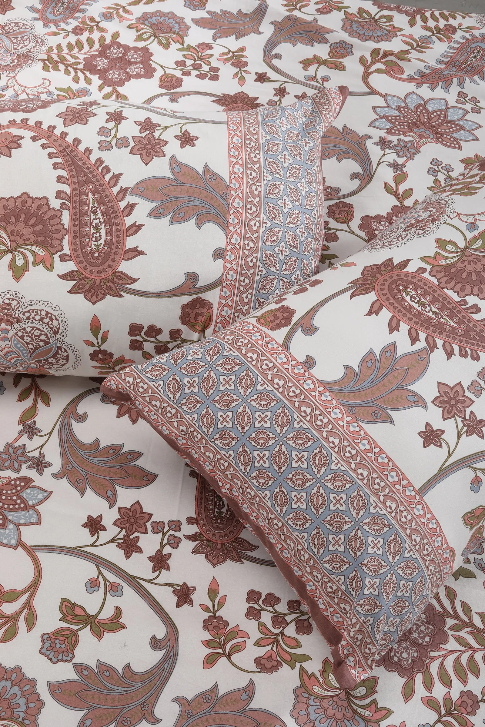 Floral Grace Cotton Bedsheet