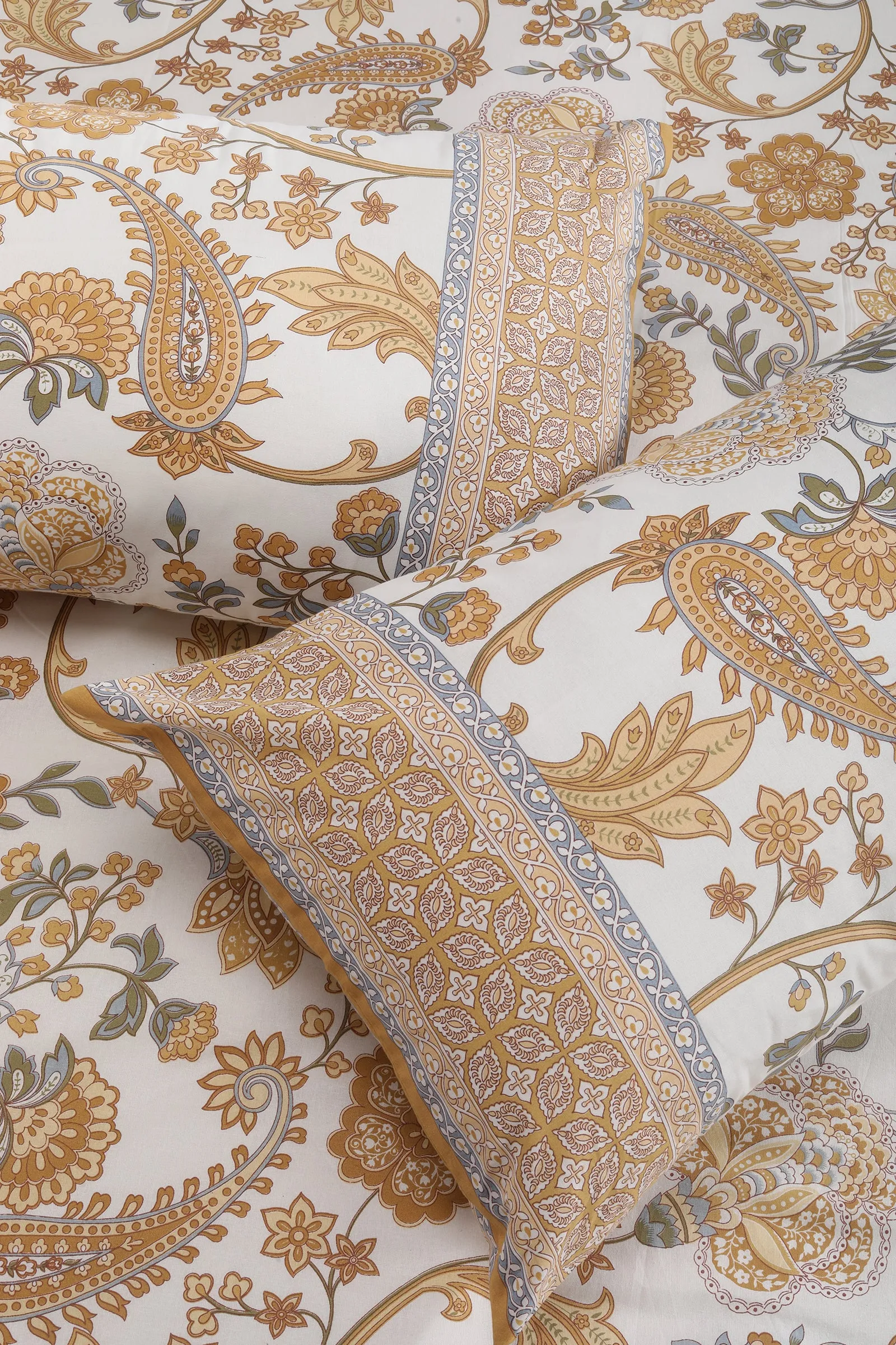 Floral Grace Cotton Bedsheet