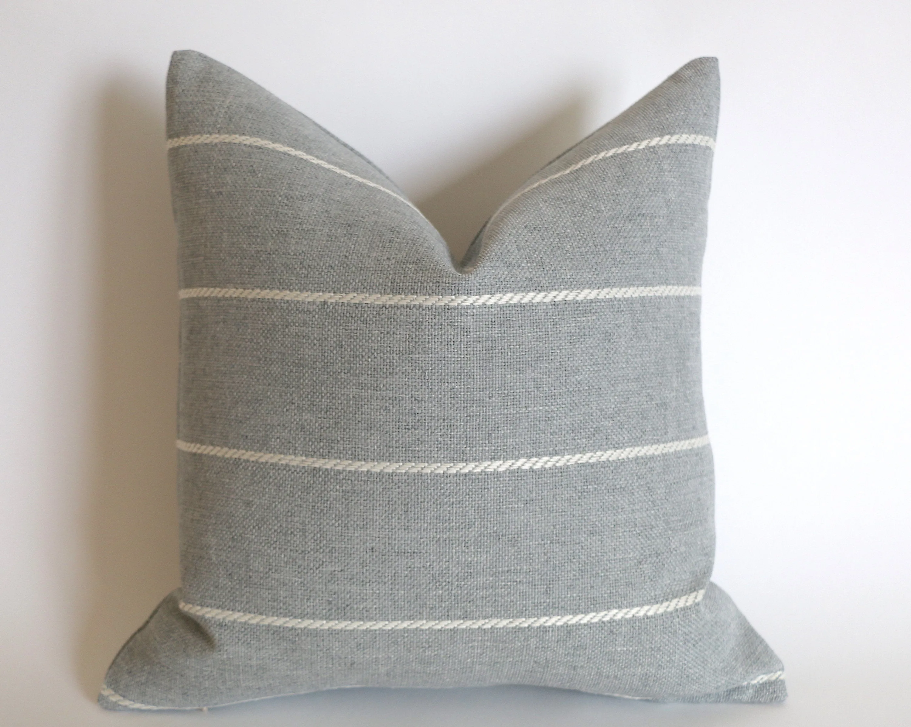 Grey Outdoor Pillow Cover / Stripe Outdoor Pillow cover / Gray Patio Pillow / Porch Pillow Cover / Outdoor 16x16 18x18 20x20 22x22 24x24