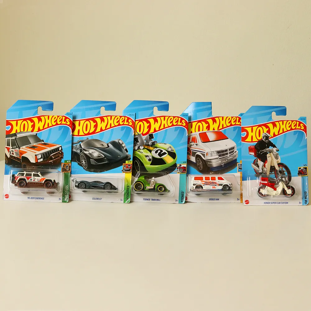 Hot Wheels Car Set of 5 [HW 13]