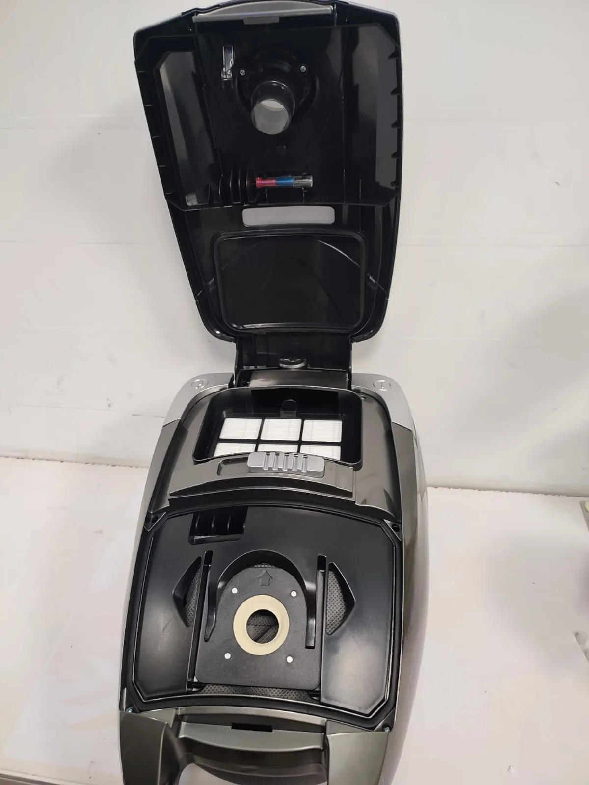 Original KENWOOD Super Silent Vacuum Cleaner 2200W