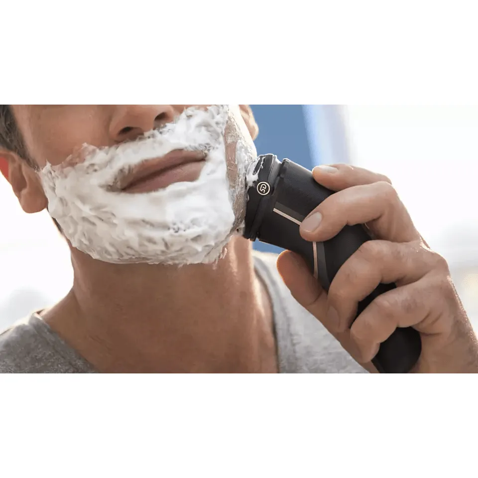 Philips Series 3000 Wet or Dry Electric Shaver - Black & Noir Gold | S3333/54