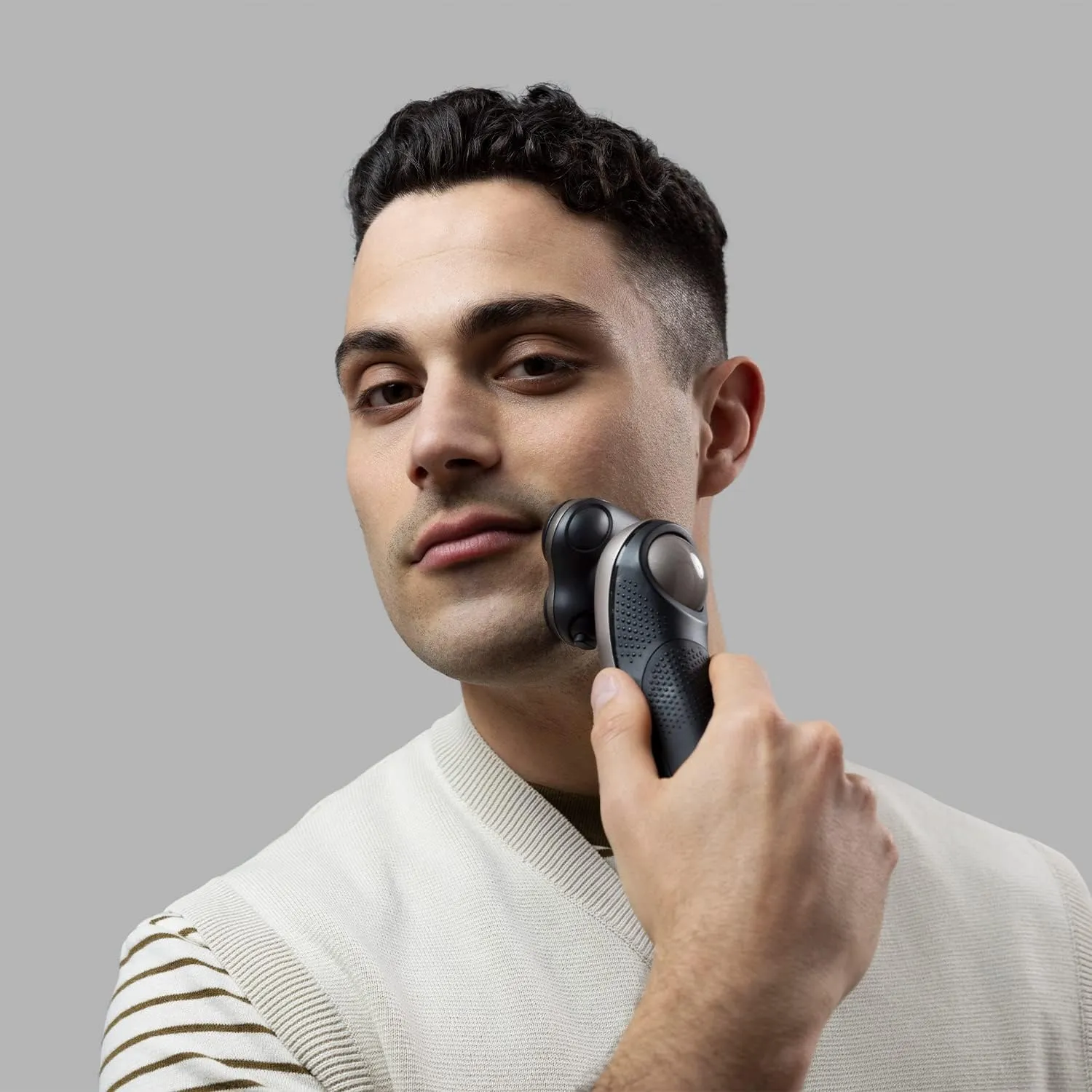 Remington X7 Limitless Men's Electric Shaver XR1770 - Cordless, Wet & Dry, 360° PivotBall, Flexible Heads, Detail Trimmer, Turbo Mode, 60-Min Usage