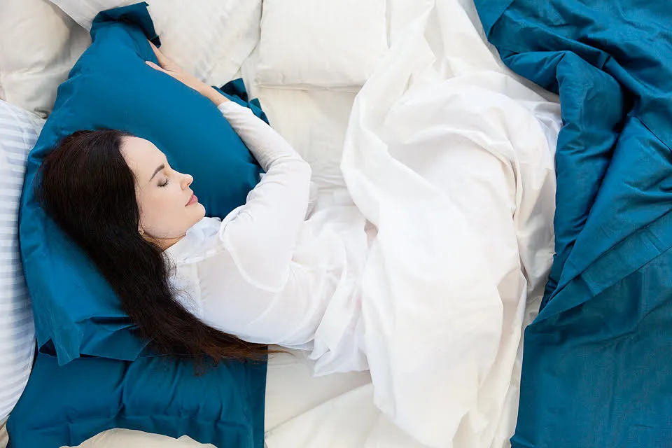 Simple Luxury Sheet Set in Moroccan Blue