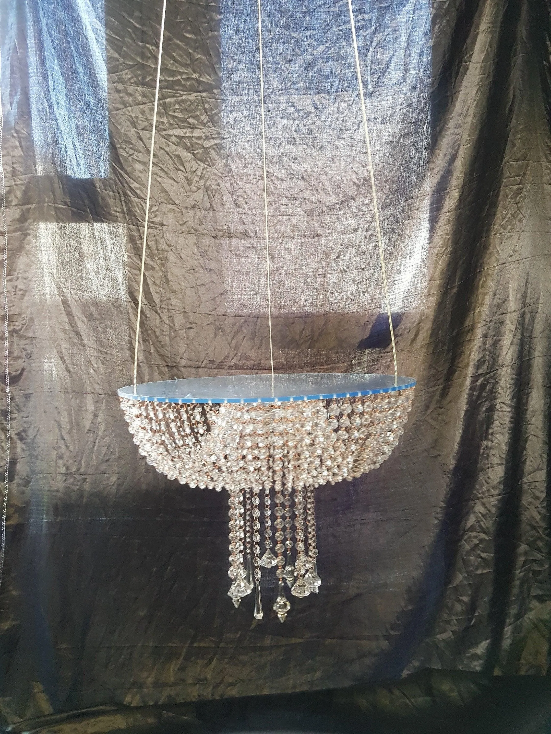 Suspended cake platform, cake Swing ,clear acrylic cake chandelier cake plate. by Crystal wedding uk