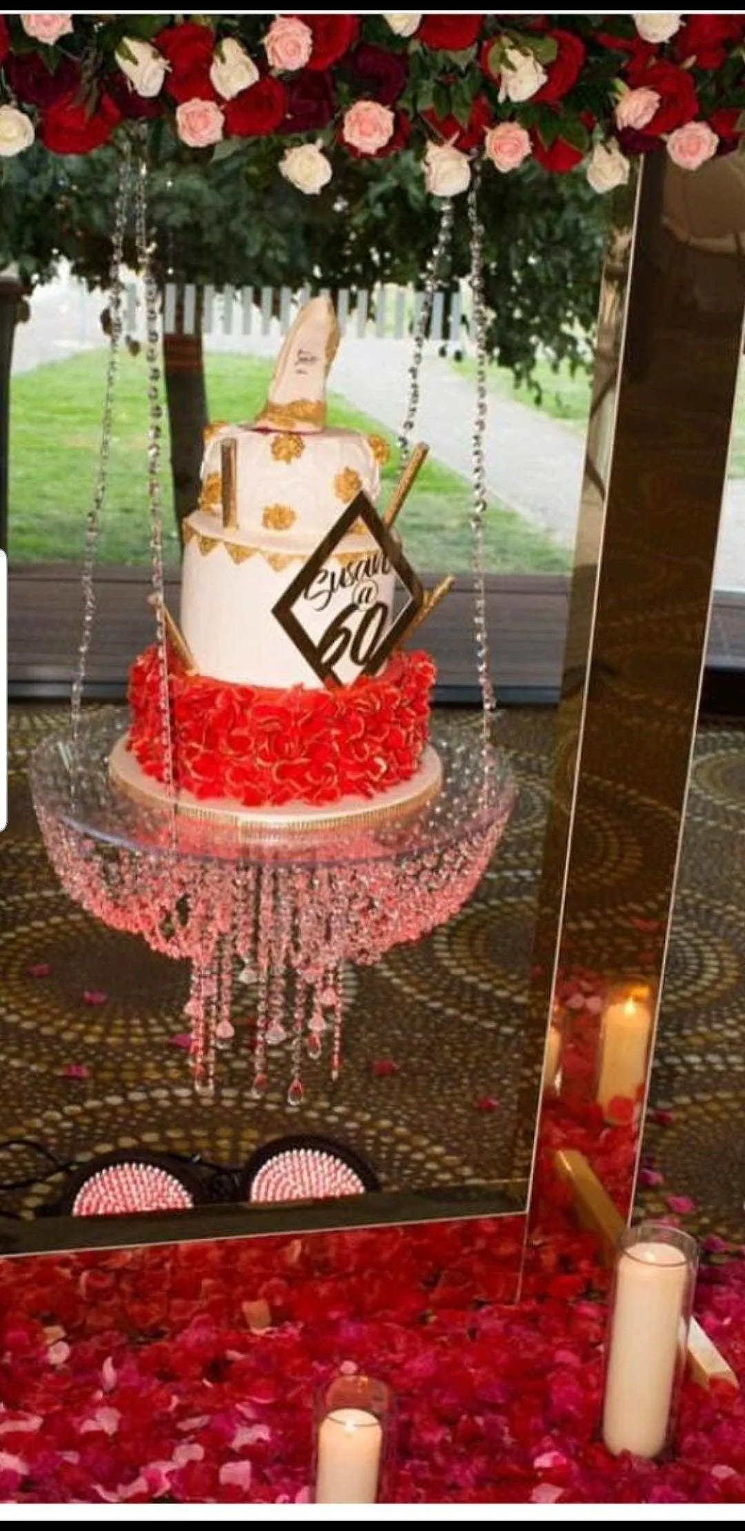 Suspended cake platform, cake Swing ,clear acrylic cake chandelier cake plate. by Crystal wedding uk