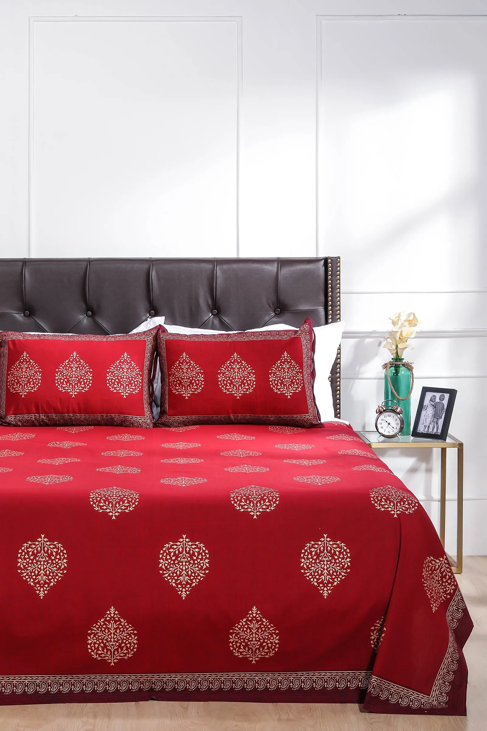 Utsav Paan Cotton Bedsheet