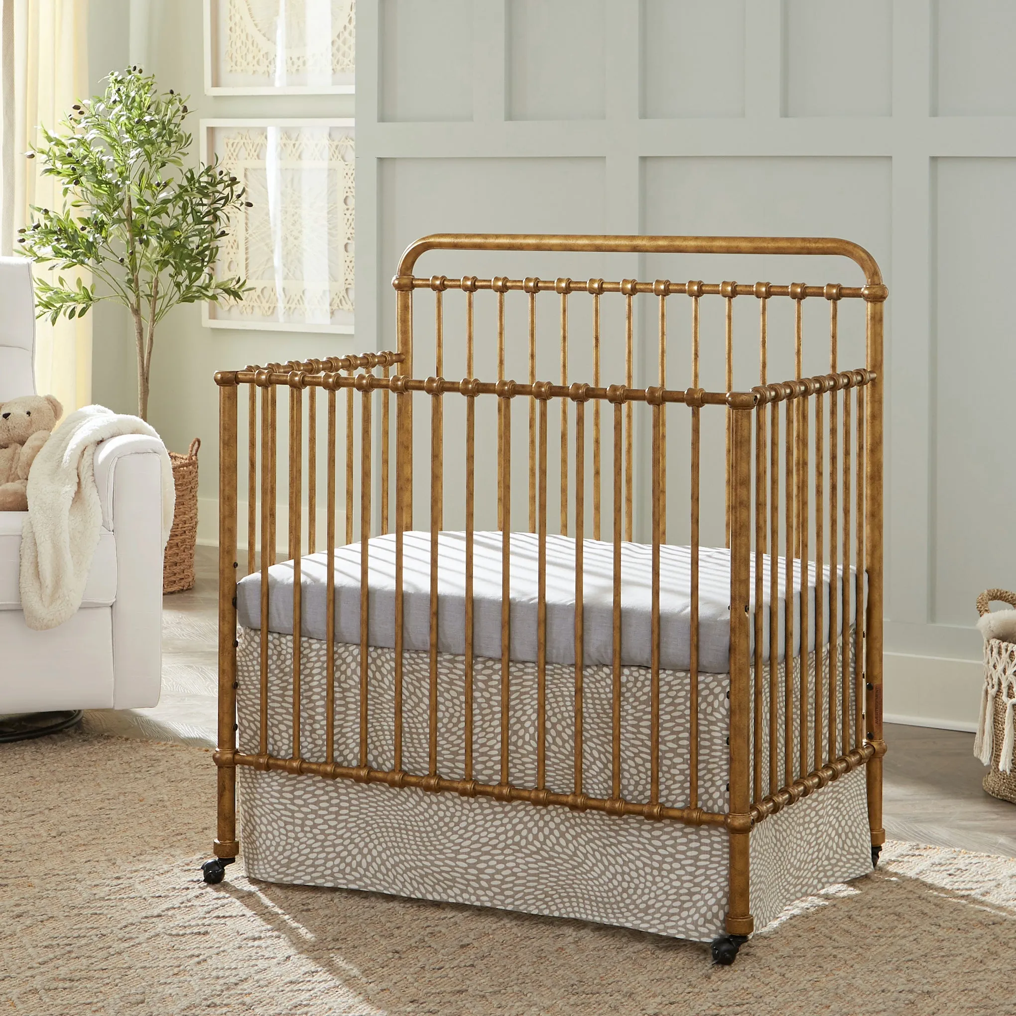 Winston 4-in-1 Convertible Mini Crib - Vintage Gold